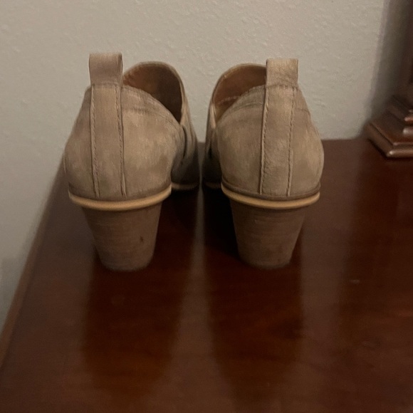 Lucky Brand Women’s Vennia Bootie-Taupe size:7 - Picture 6 of 11